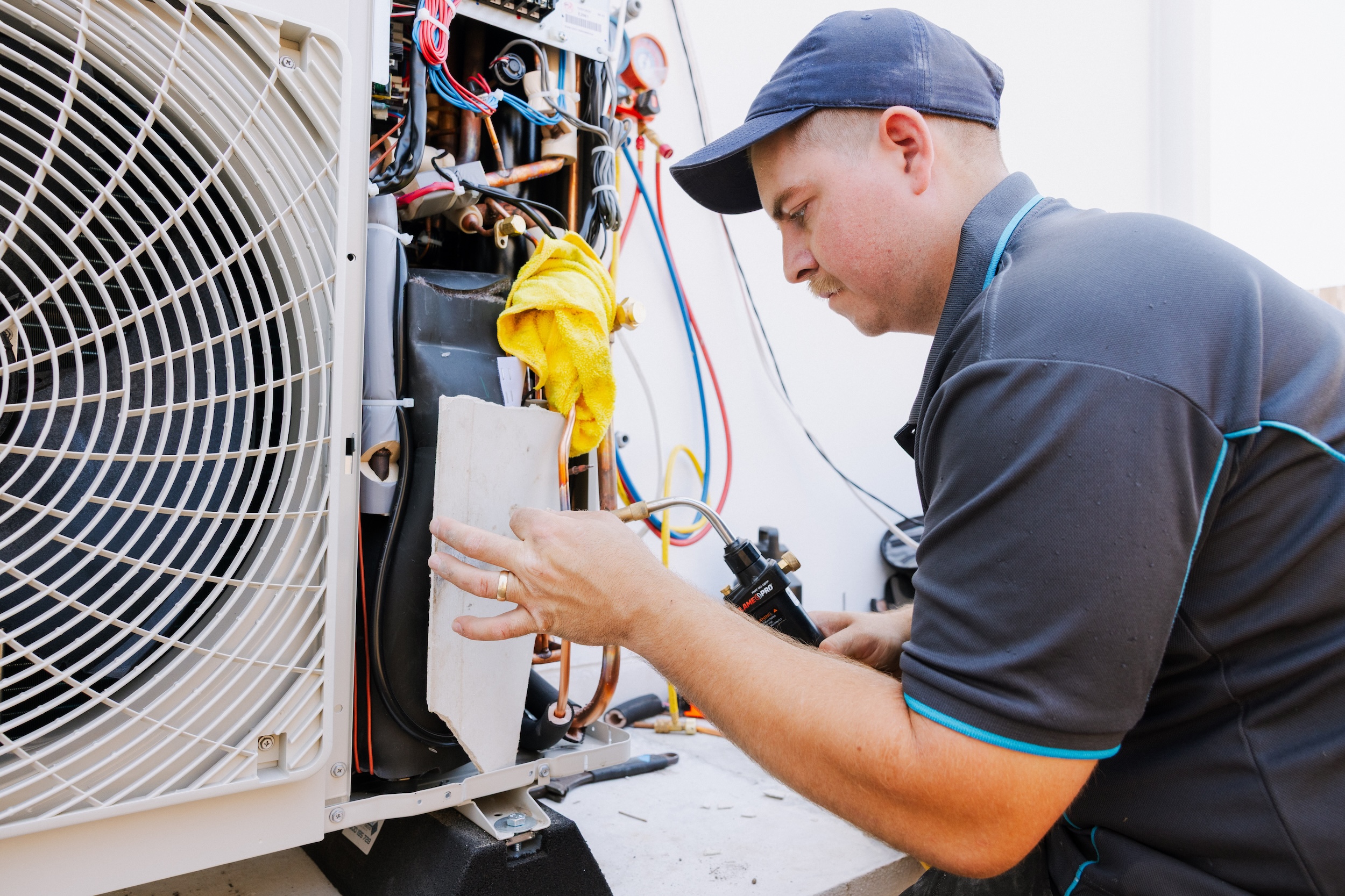 Ducted AC compressor inspection and setup