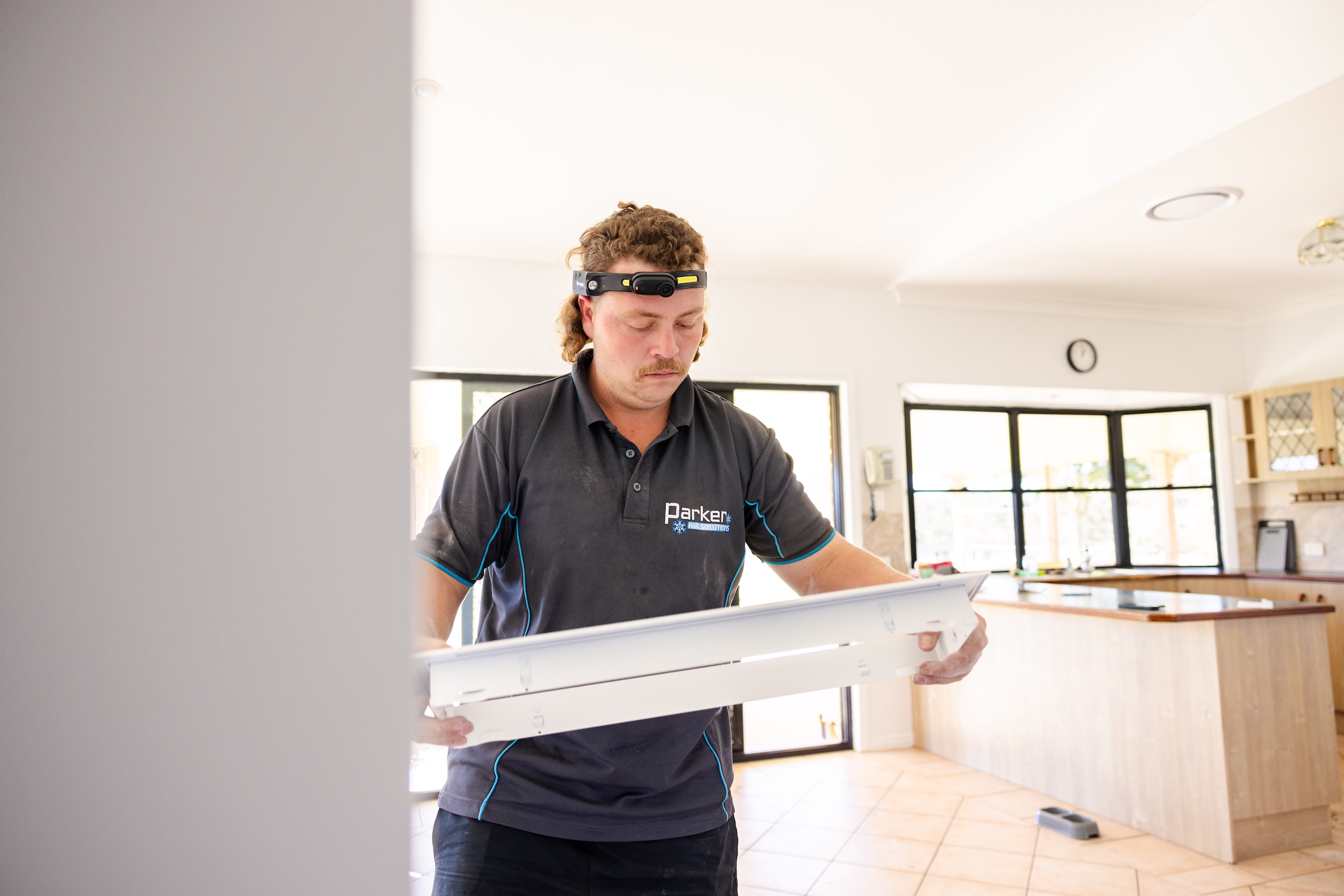 Modern linear slot diffuser for ducted airconditioning